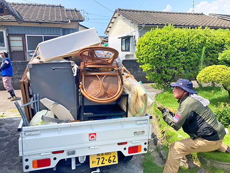 ロープはしっかりと締めて