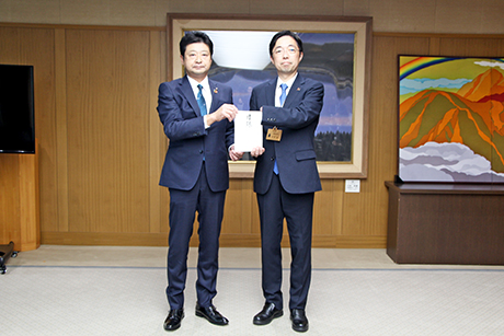 ②嶋田会長、木村県知事